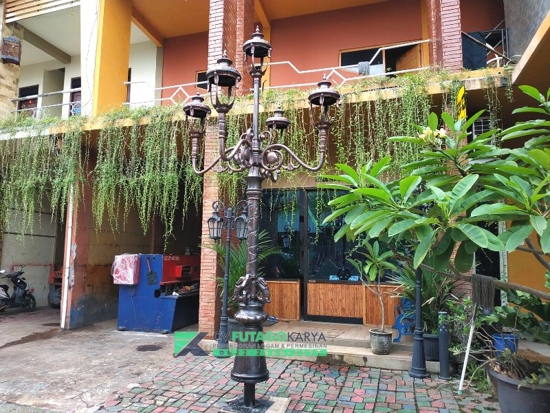 Tiang Lampu Jalan Desain Menarik Berkualitas