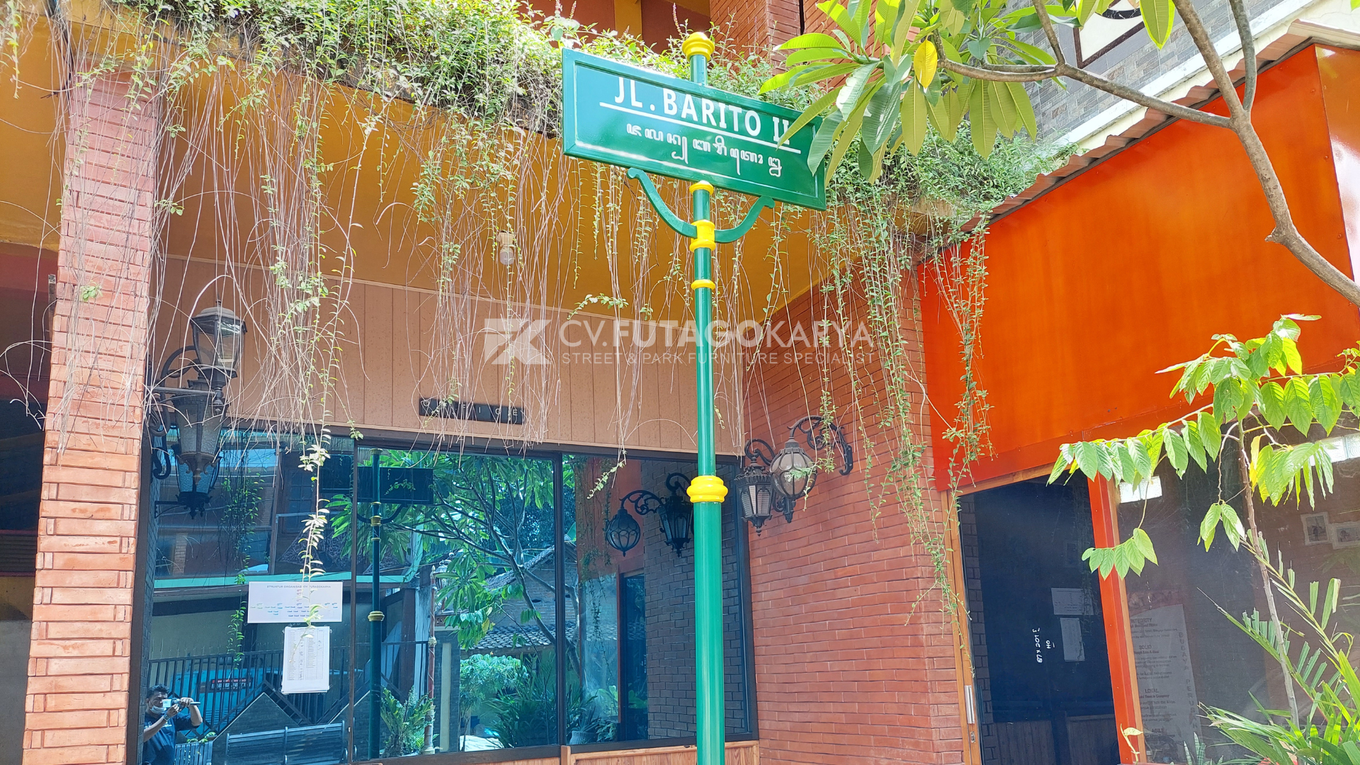 Peran Penting Papan Nama Jalan dalam Lingkungan Kota