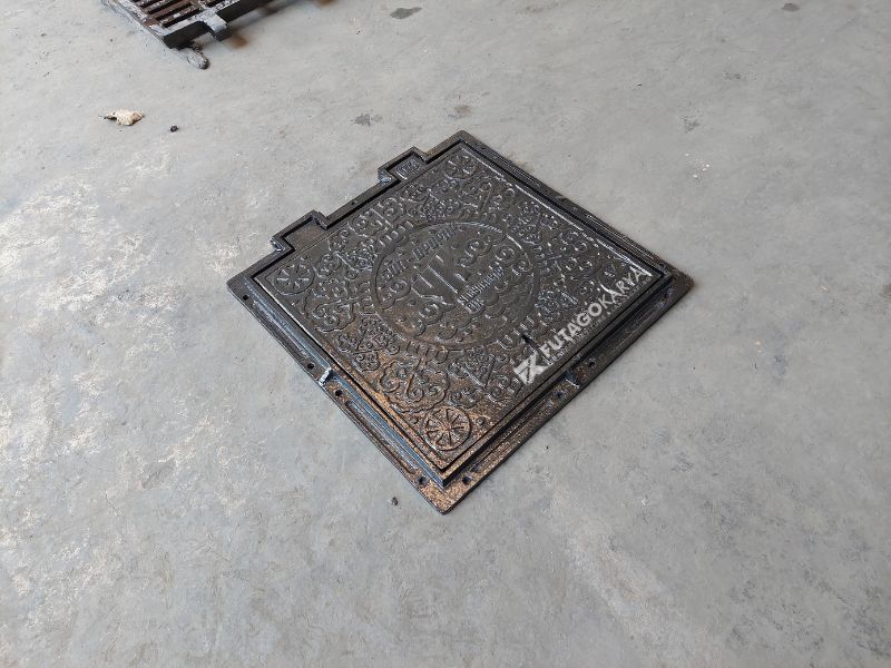 Manhole Jalan Tutup Drainase Pentingnya Kualitas