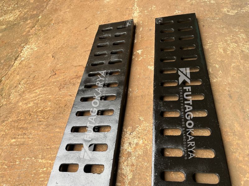 Grill Drainase Besi untuk Sistem Saluran Air Modern