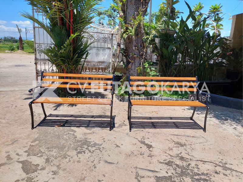 Kursi Taman Besi Minimalis Elegan