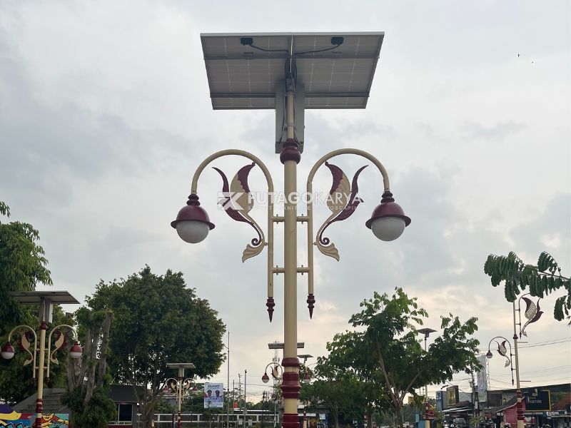 Lampu Panel Surya Jalan