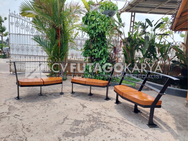 Kursi Taman Kayu Unik Terbaik Estetik