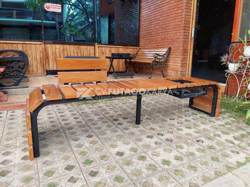 Kursi Taman Kayu Unik Estetik Outdoor