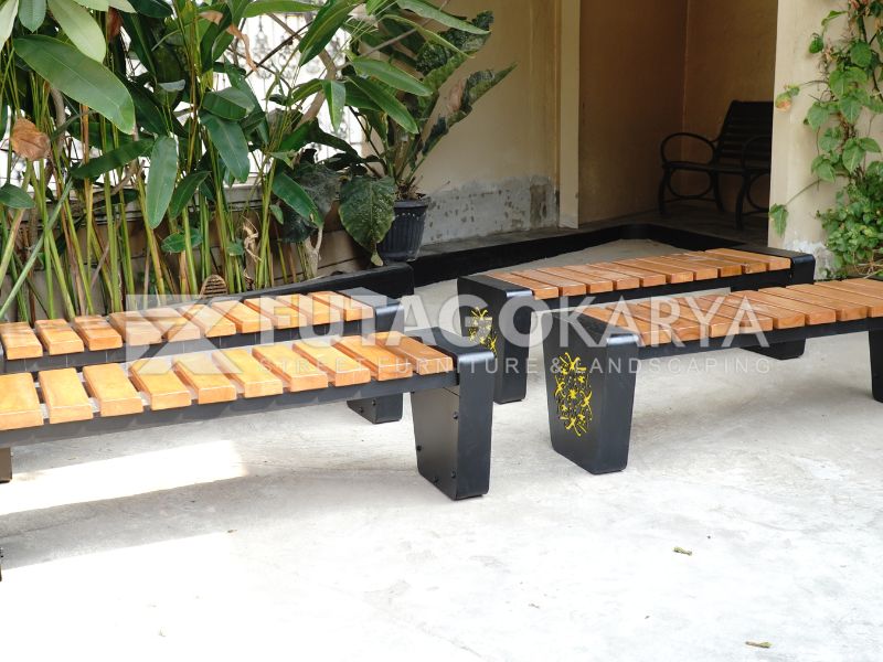 Kursi Taman Minimalis Elegan untuk Ruang Terbuka