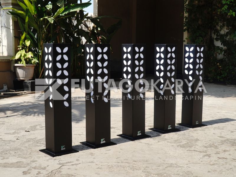 Lampu Bollard Taman