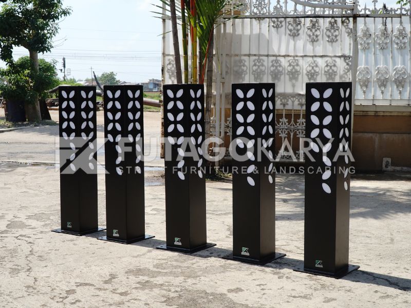 Lampu Bollard Taman