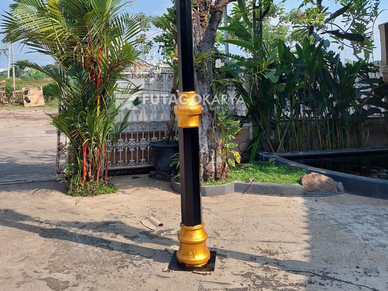 Tiang lampu jalan klasik