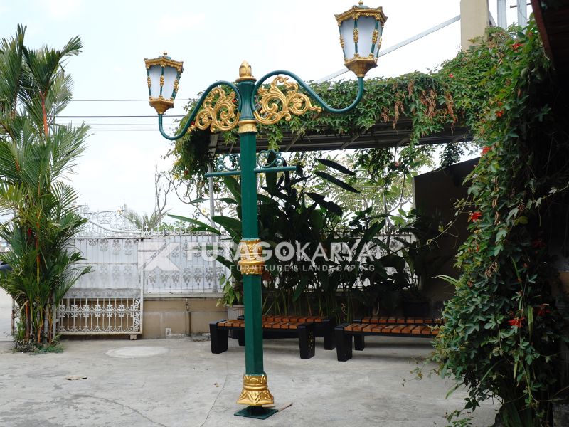 tiang lampu jalan klasik