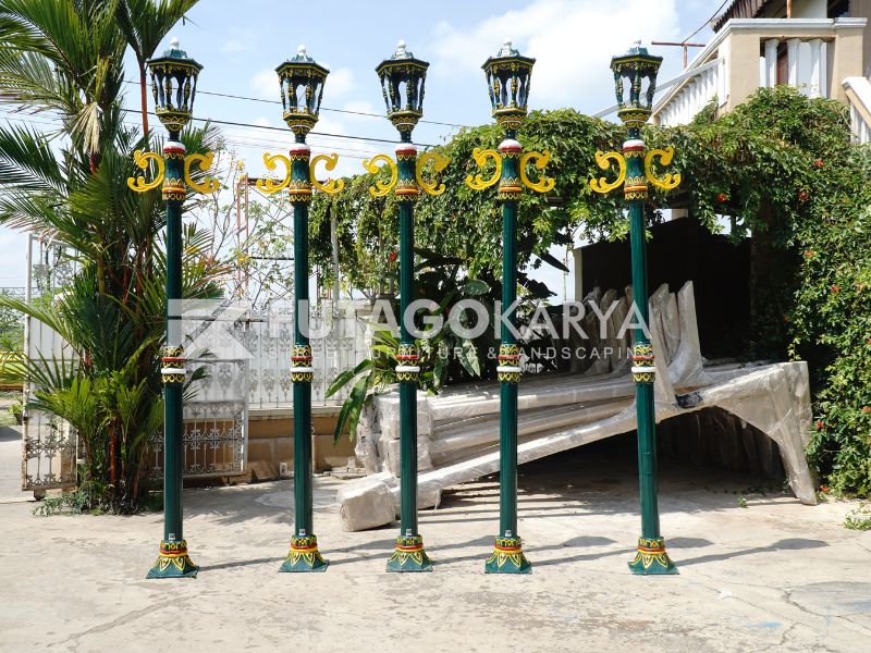 Tiang Lampu Taman Elegan untuk Ruang Terbuka