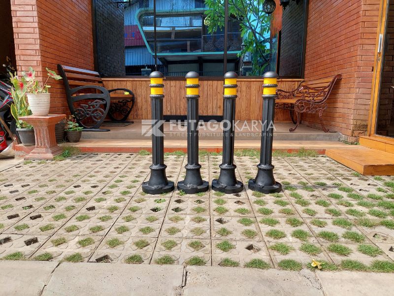 Bollard Besi Cor Pembatas Jalan Penjaga Keamanan