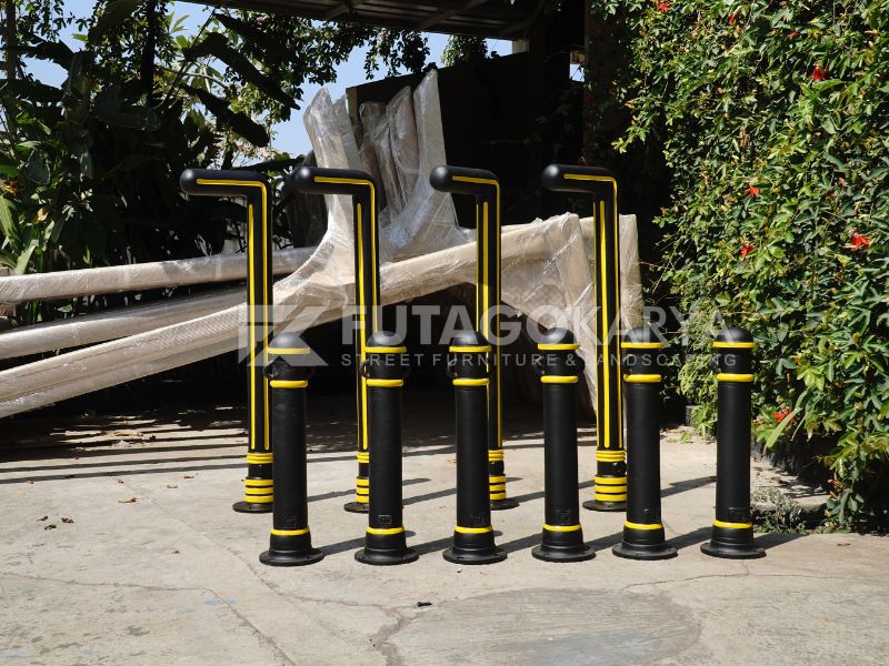 Bollard Jalan Pembatas Trotoar Estetik