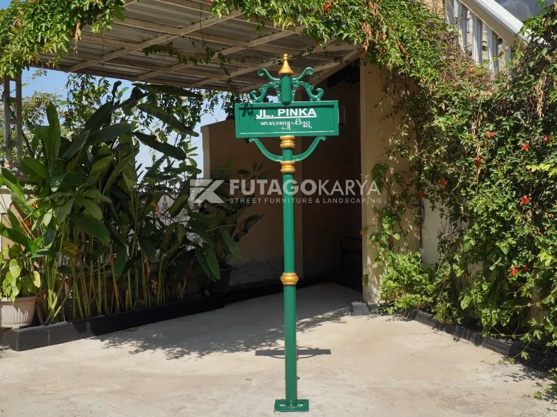 Tiang Informasi Jalan Navigasi Terbaik untuk Kawasan Tertata